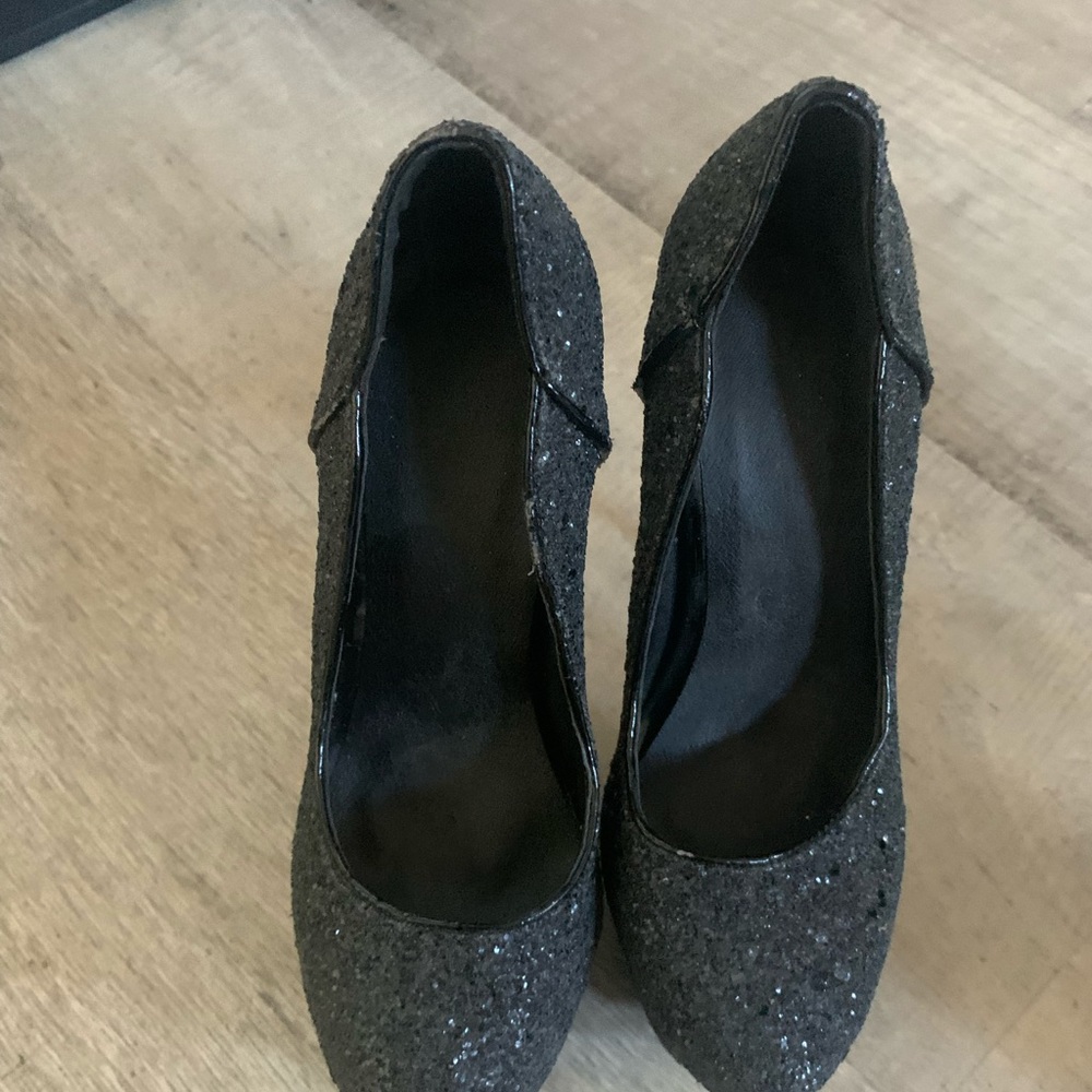 Size 4.5 Platform heels